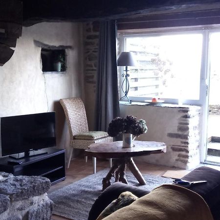 Petite Maison Dans Les Monts D'Arree Ty Coz Commana Kültér fotó